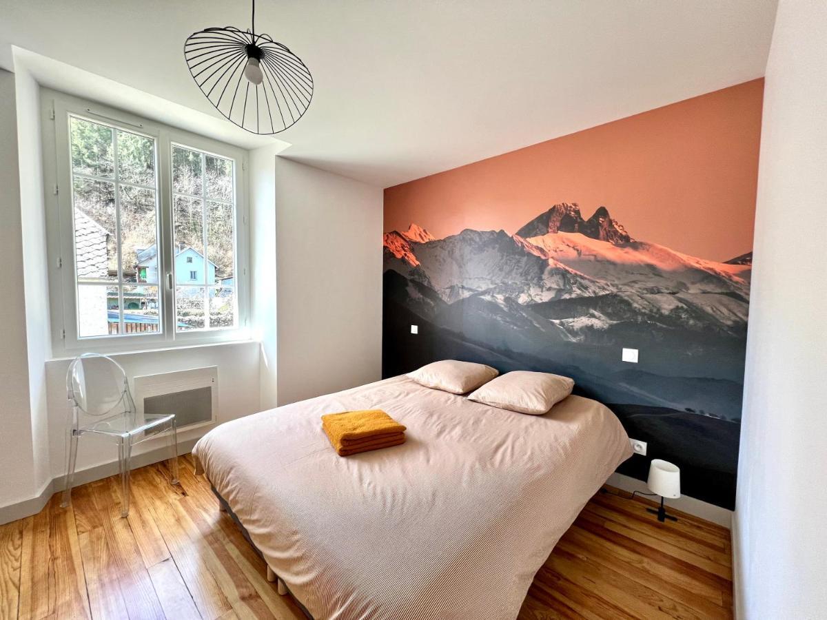 Refuge De Luxe Pour Les Amoureux De La Montagne Pouzac Exterior photo